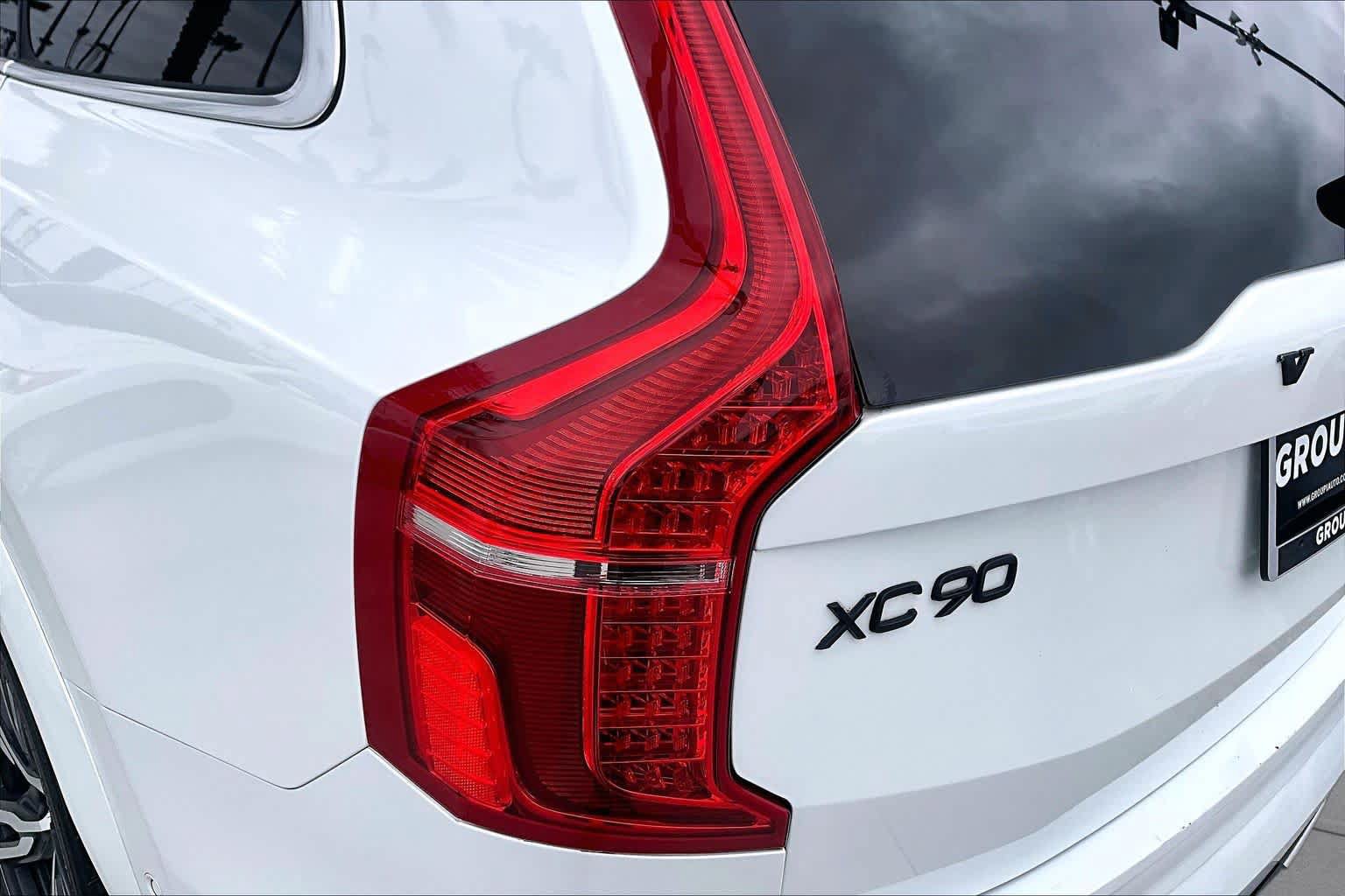 Used 2019 Volvo XC90 T6 R-Design w/ Advanced Package AWD/4WD image 28