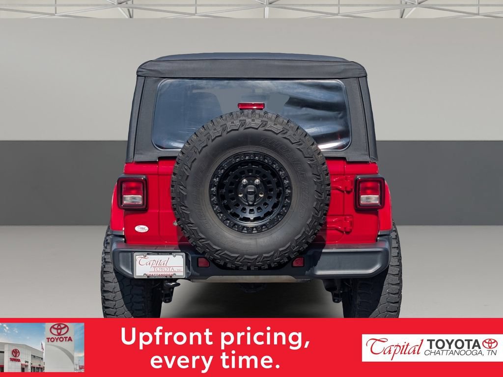Used 2019 Jeep Wrangler Unlimited Sahara AWD/4WD image 5