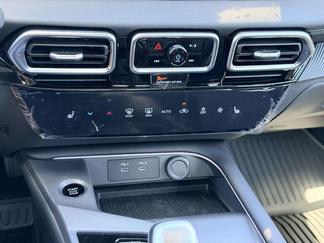 New 2026 Nissan Sentra SV w/ SV Convenience Package FWD image 21