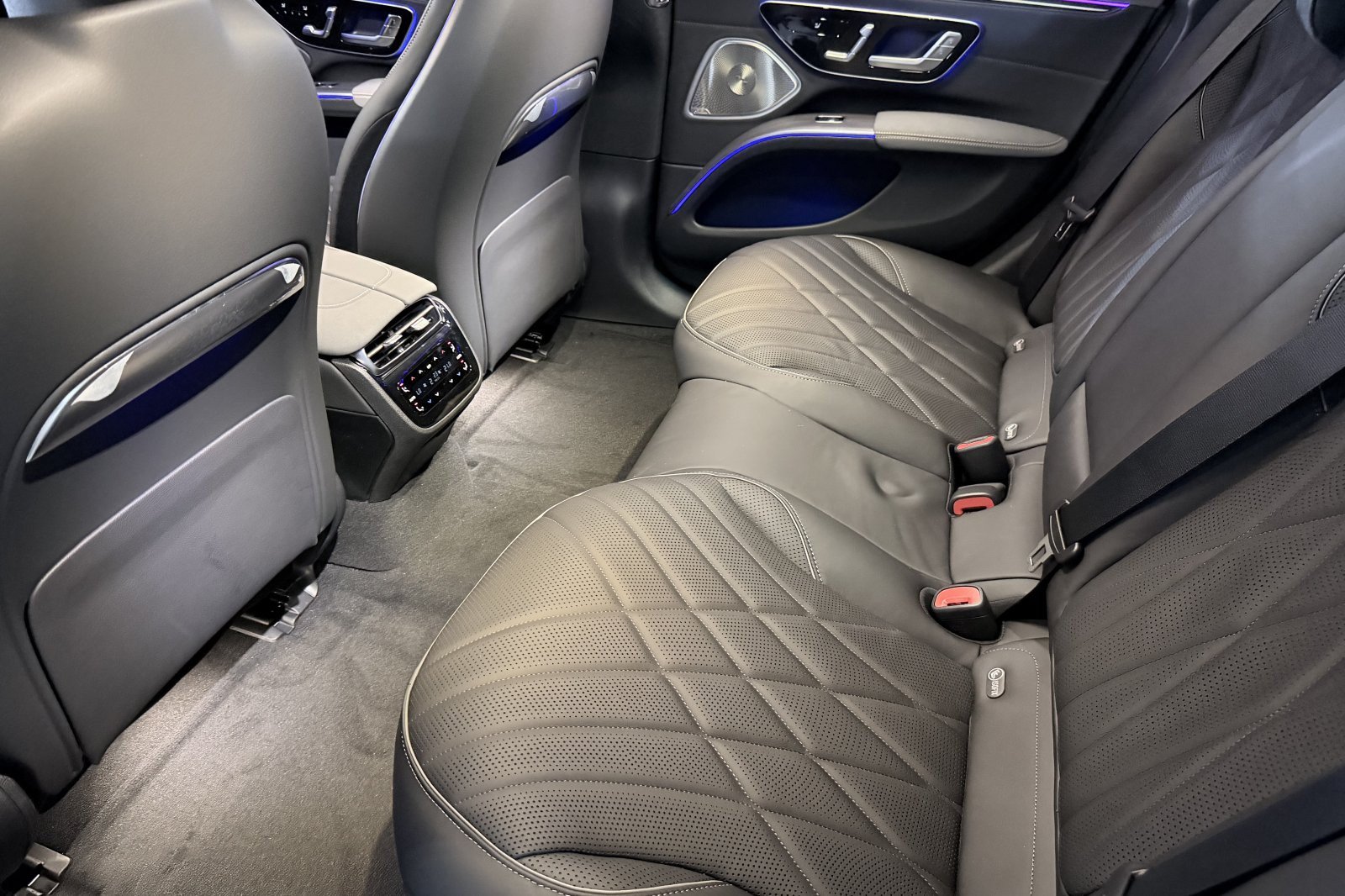 New 2026 Mercedes-Benz EQS 450+ 4MATIC Sedan image 11