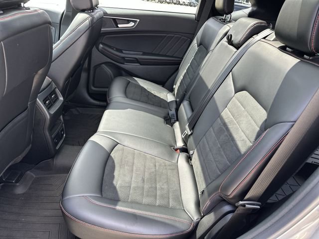 Used 2023 Ford Edge ST-Line AWD/4WD image 26