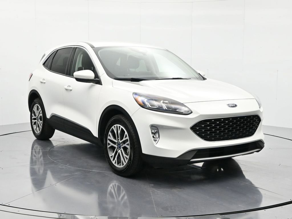 Used 2022 Ford Escape SEL w/ Technology Package image 3