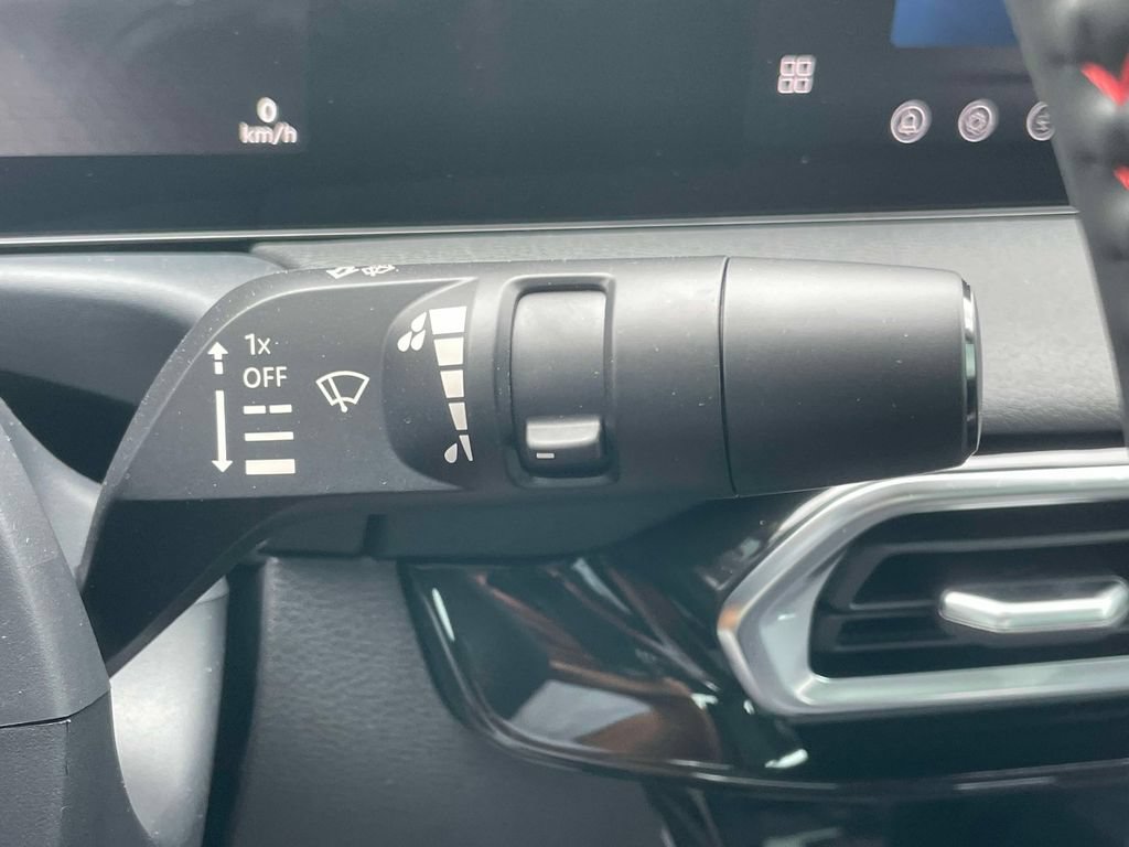 New 2026 Nissan Sentra SR w/ SR Premium Package FWD image 23