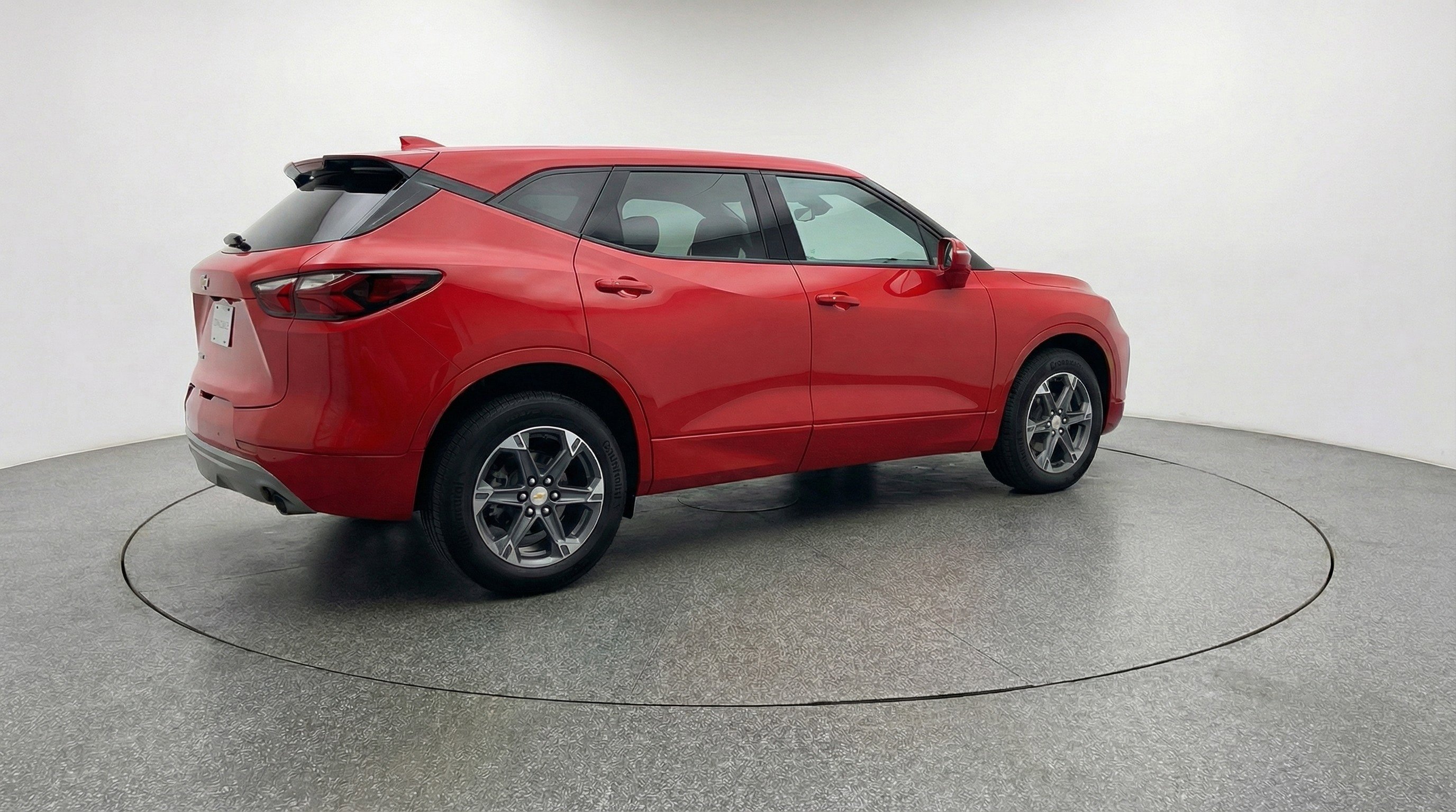 Used 2025 Chevrolet Blazer LT image 9