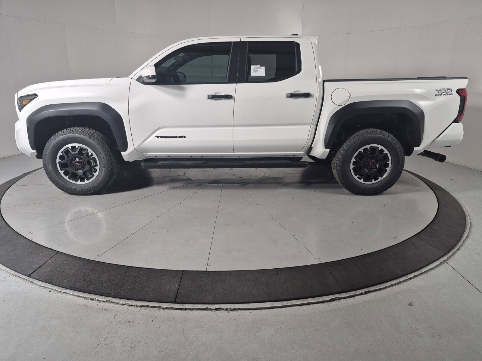 New 2026 Toyota Tacoma TRD Off-Road image 2