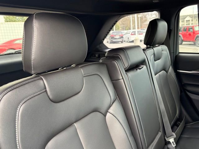 New 2026 Jeep Grand Cherokee Limited w/ Luxury Tech Group II image 34