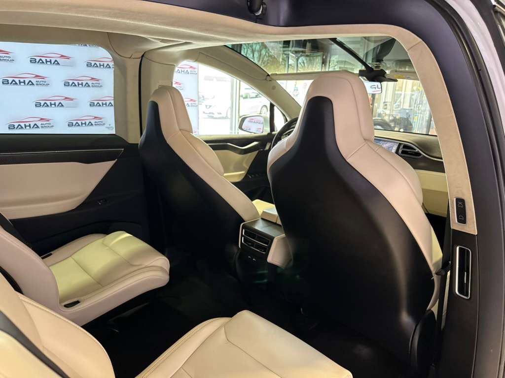 Used 2017 Tesla Model X 75D AWD/4WD image 51