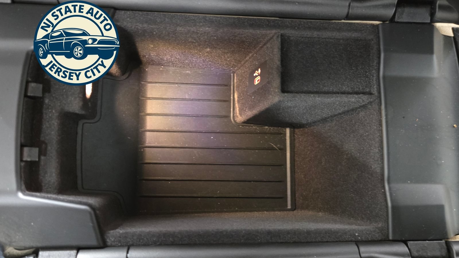 Used 2020 BMW 530i w/ Convenience Package RWD image 24