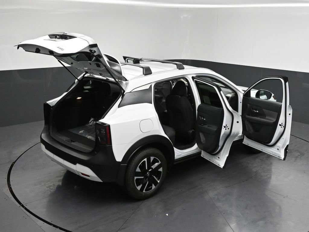 New 2026 Nissan Kicks SV w/ Cold Weather Package AWD/4WD image 23