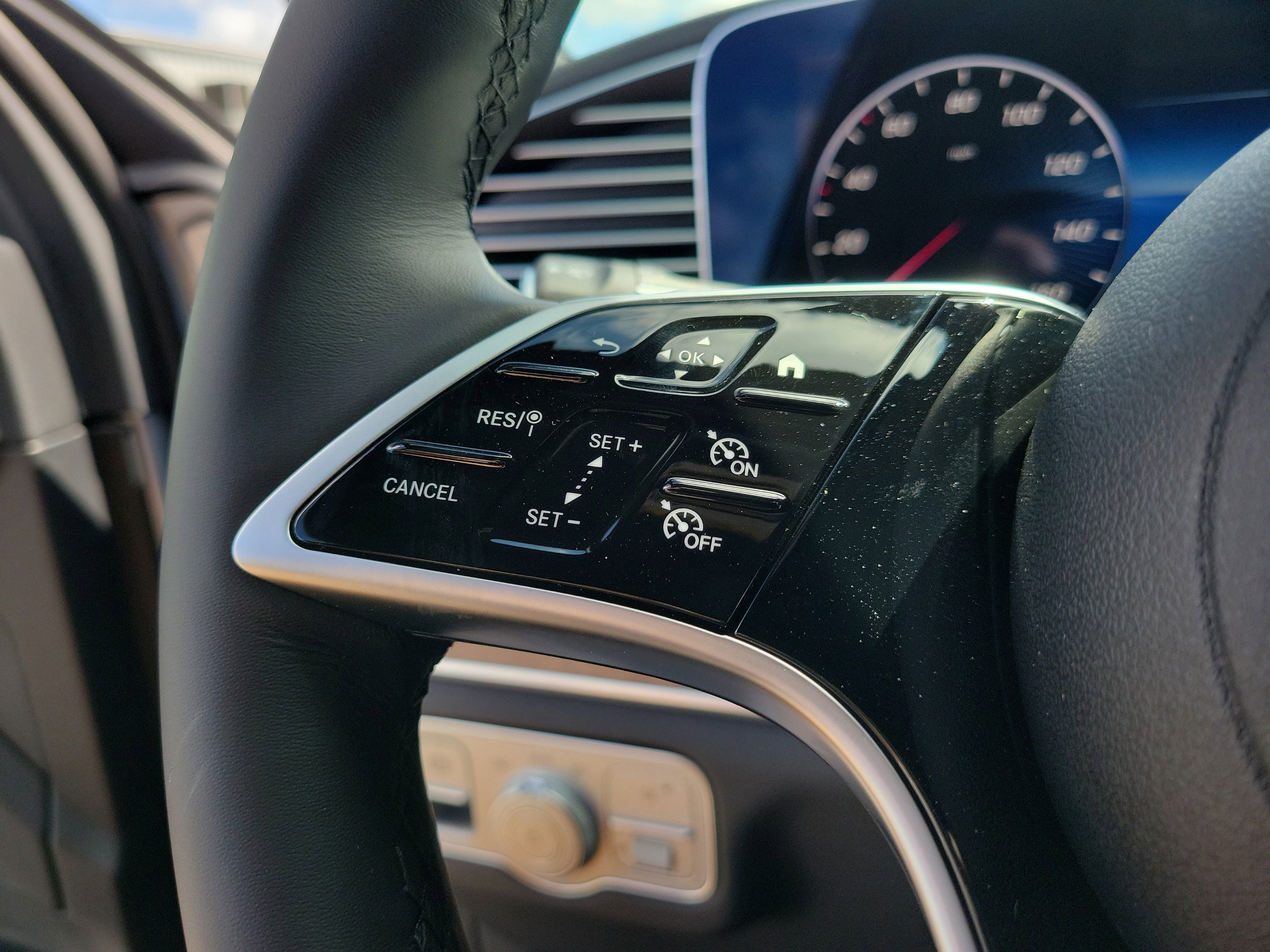 Certified 2026 Mercedes-Benz GLE 350 4MATIC image 27