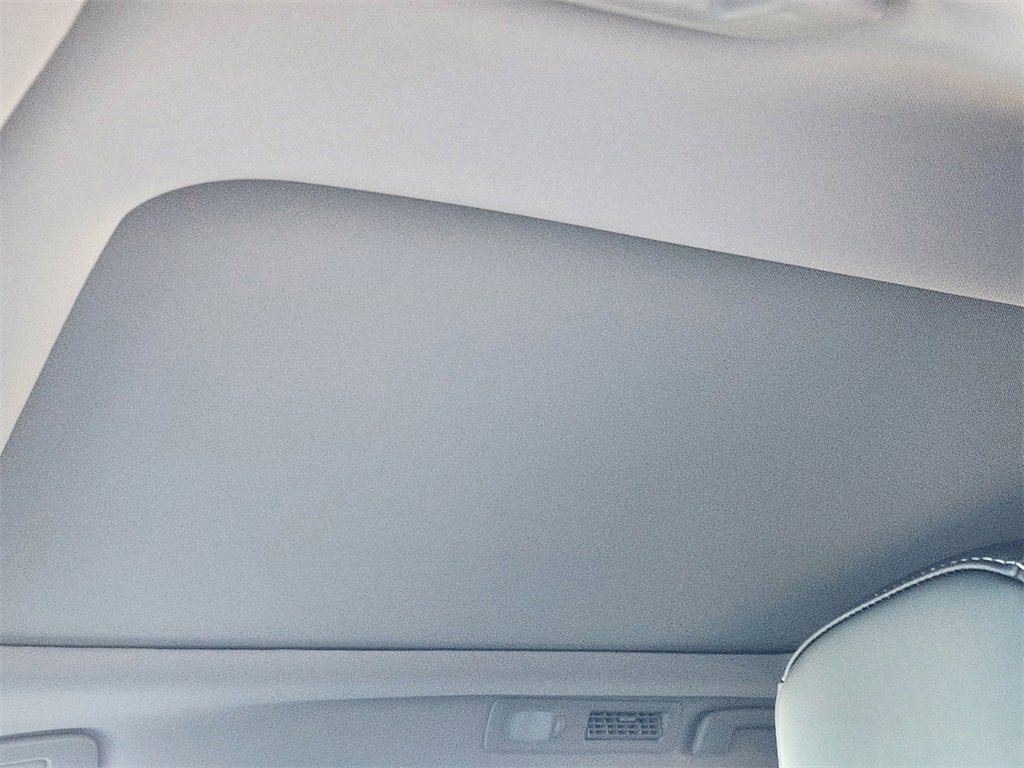 New 2025 Nissan Pathfinder Platinum w/ Black Appearance Package image 19