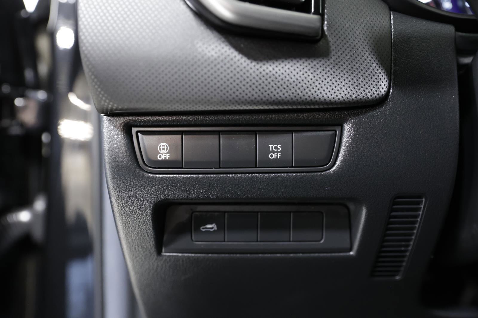 Used 2024 MAZDA CX-50 AWD 2.5 S w/ Preferred Package image 27