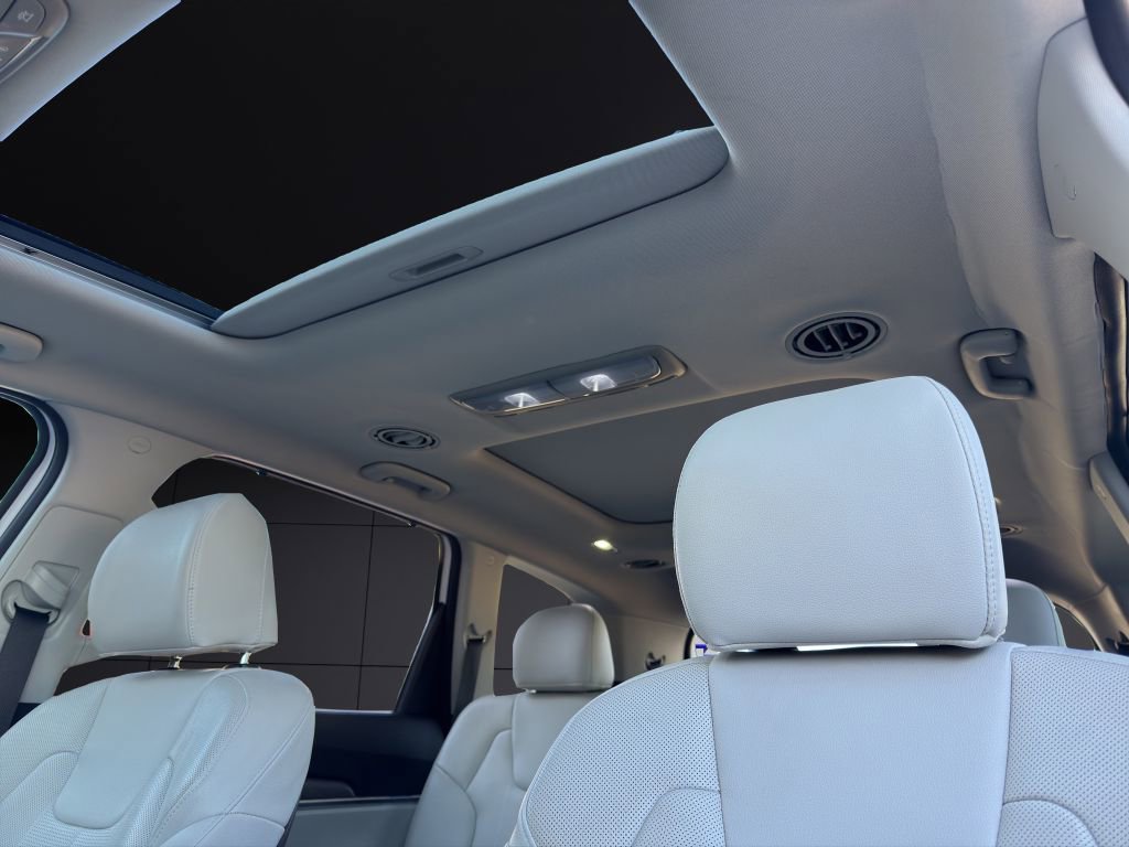 Used 2022 Kia Telluride SX w/ Towing Package image 20