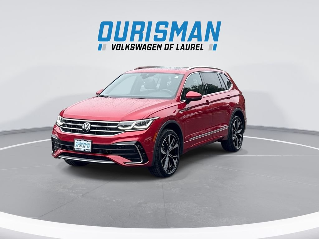 Used 2024 Volkswagen Tiguan SEL R-Line AWD/4WD image 4
