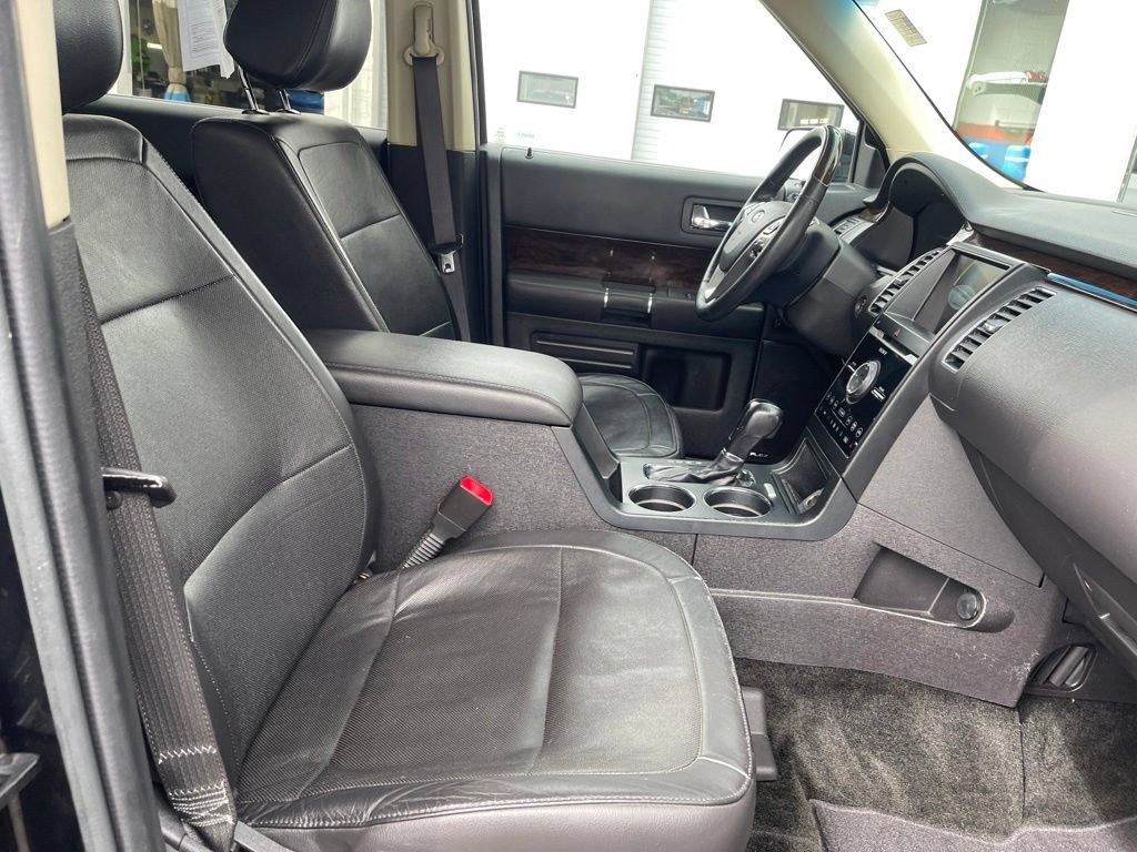 Used 2017 Ford Flex Limited AWD/4WD image 22