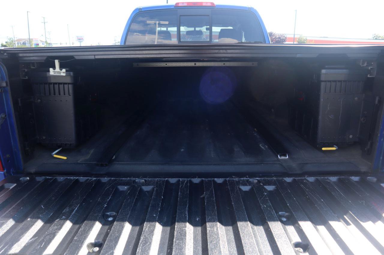 Used 2013 Nissan Frontier PRO-4X AWD/4WD image 31