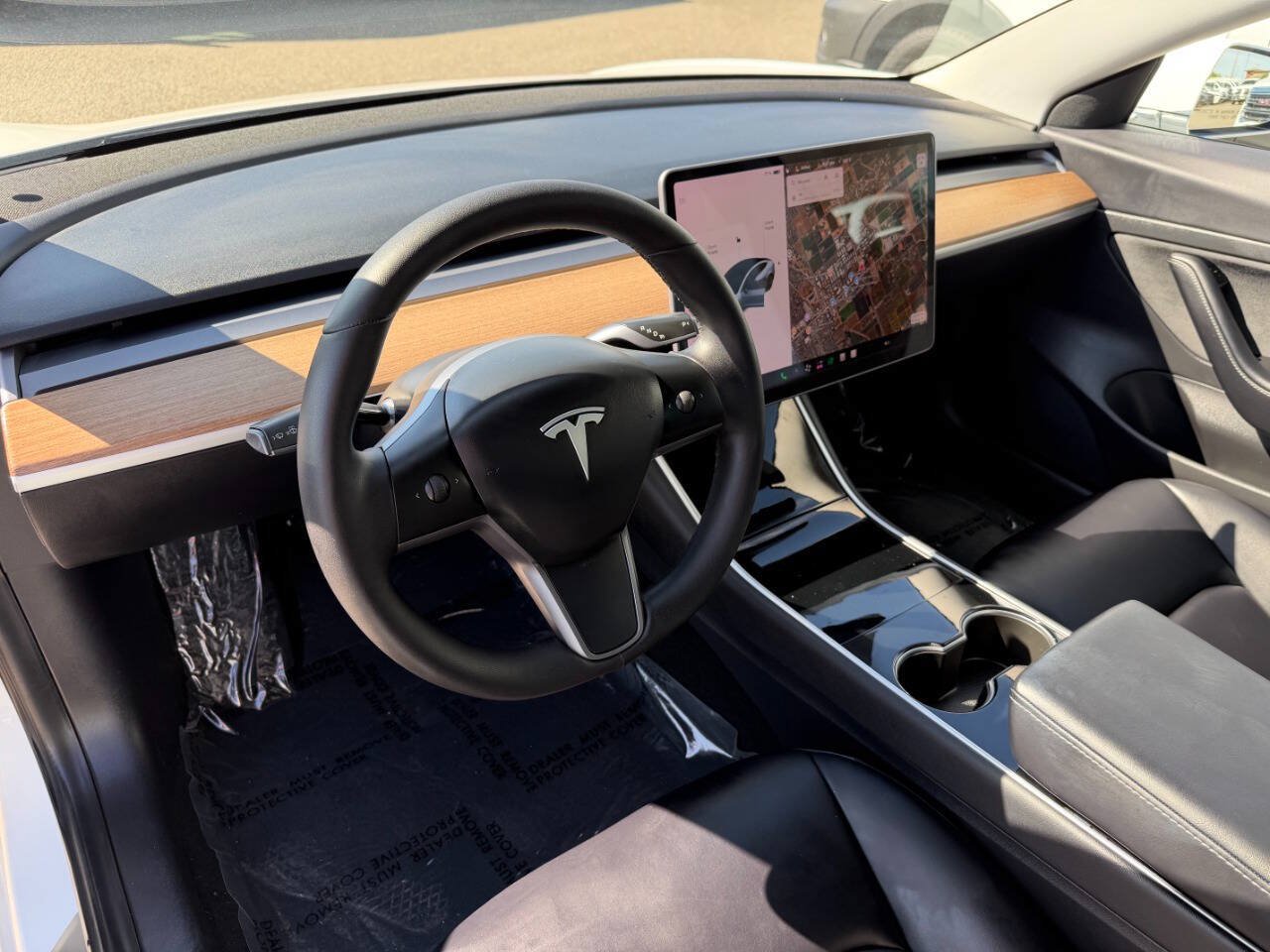 Used 2020 Tesla Model 3 Standard Range Plus RWD image 11