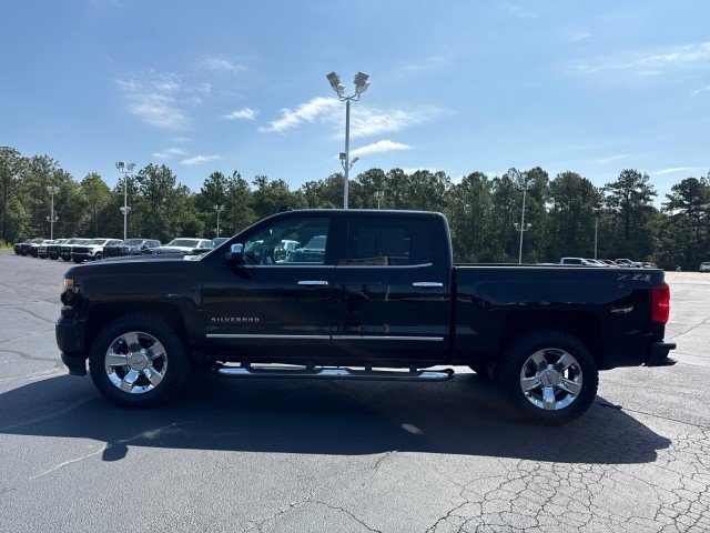 Used 2018 Chevrolet Silverado 1500 LTZ Z71 w/ LTZ Plus Package AWD/4WD image 6