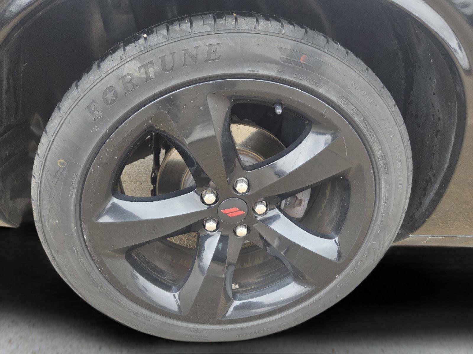 Used 2014 Dodge Challenger R/T w/ Blacktop Package image 19