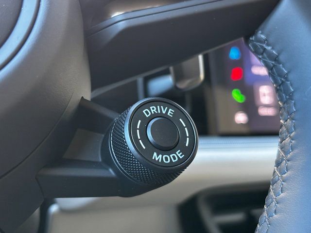 New 2026 Porsche Cayenne Coupe image 17