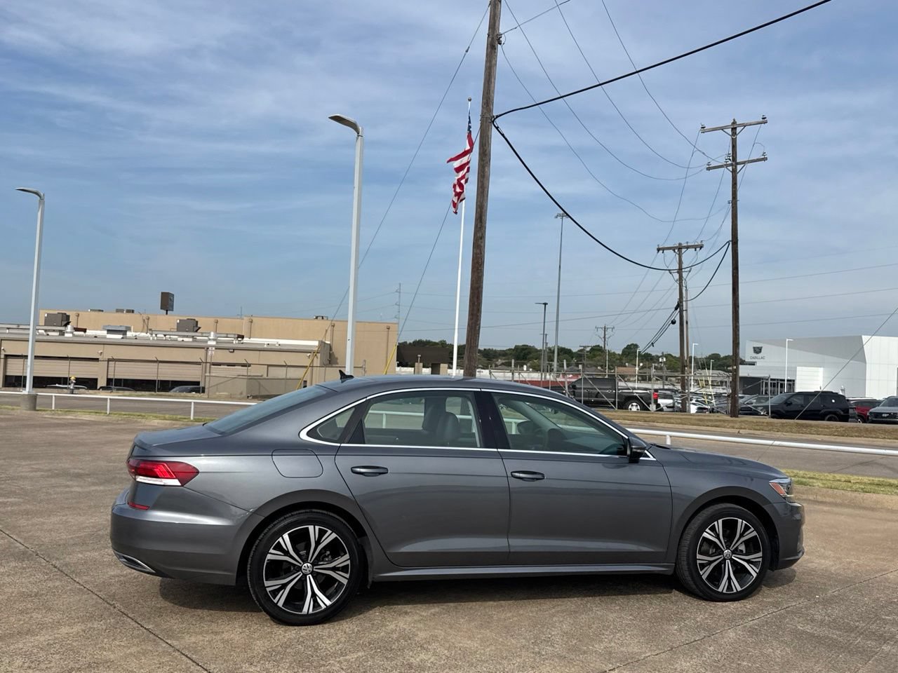 Used 2022 Volkswagen Passat 2.0T SE FWD image 23