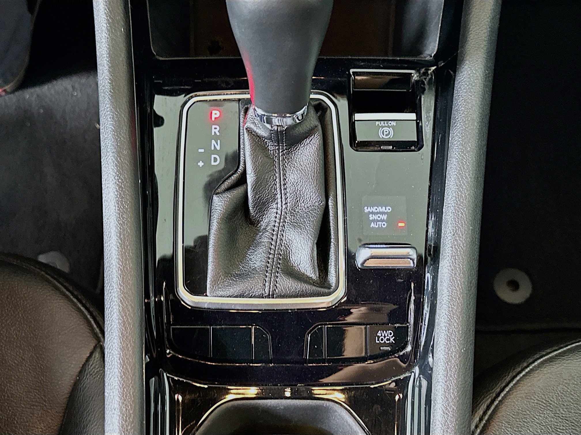 Used 2025 Jeep Compass Limited image 24