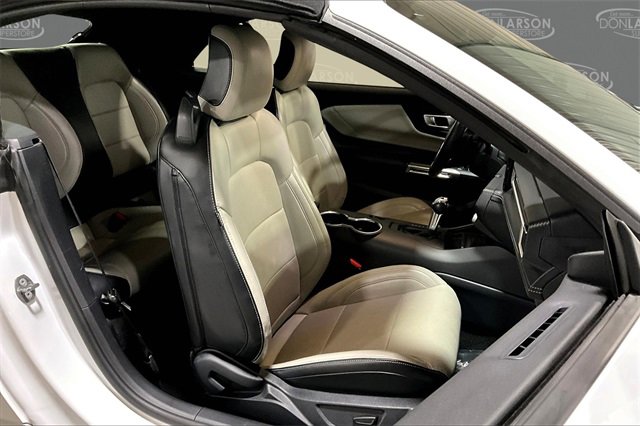 Used 2024 Ford Mustang GT Premium image 15