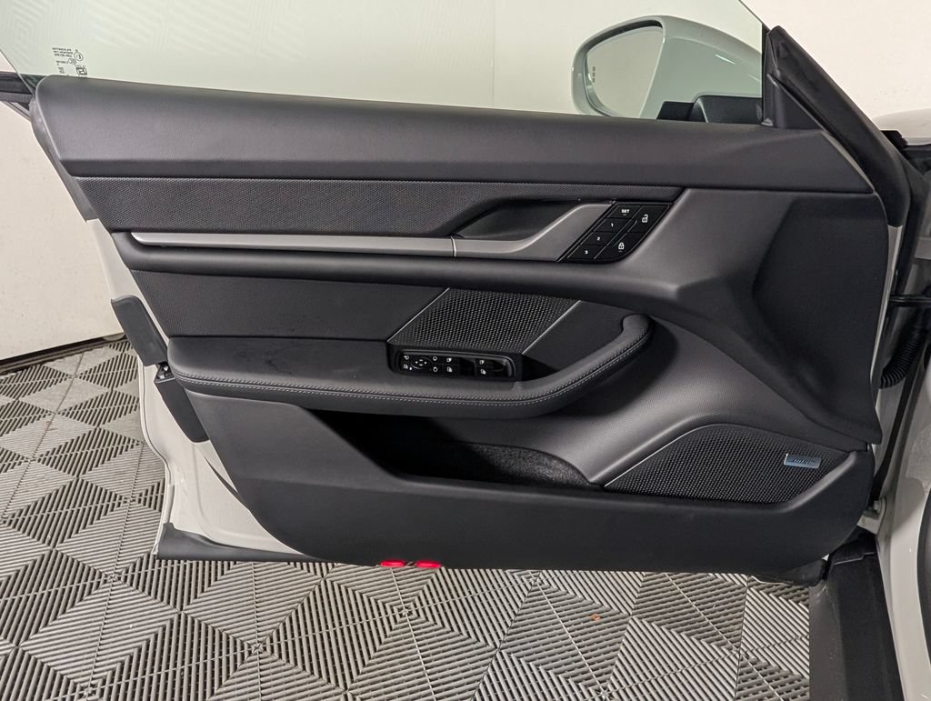 New 2026 Porsche Taycan AWD/4WD image 26