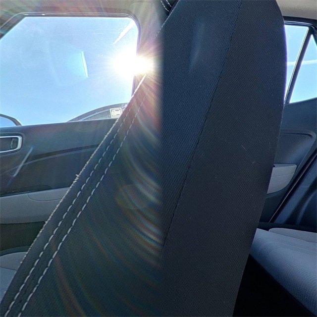 Used 2020 Hyundai Venue SEL image 24