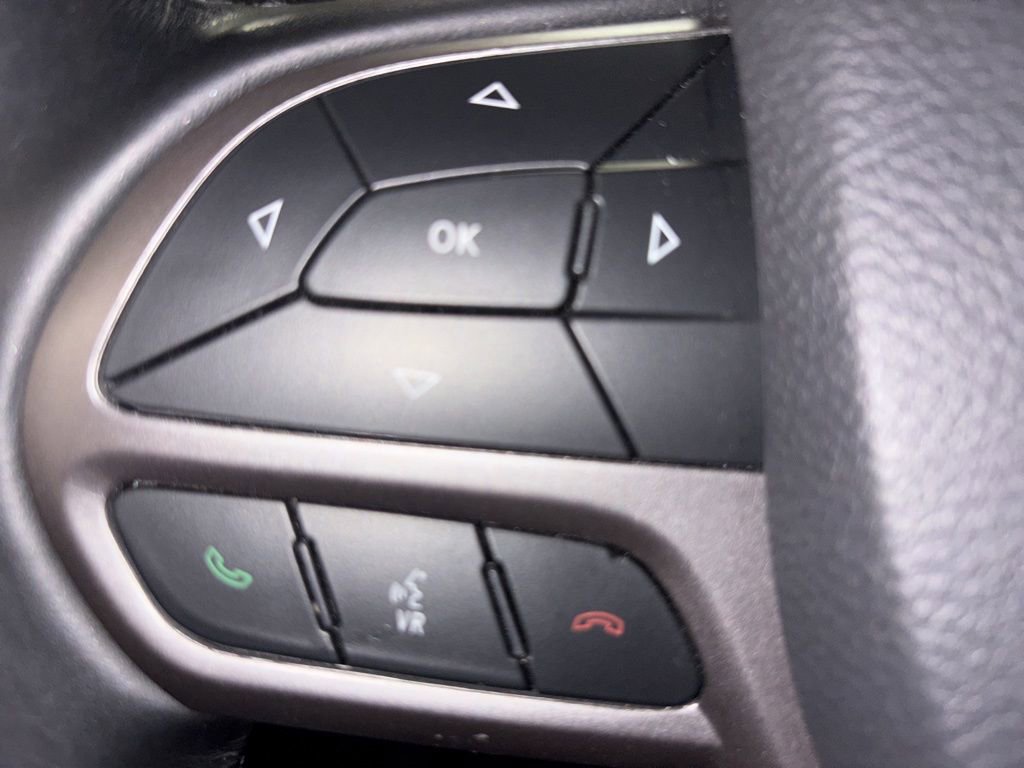 Used 2021 Jeep Cherokee Latitude Lux AWD/4WD image 18