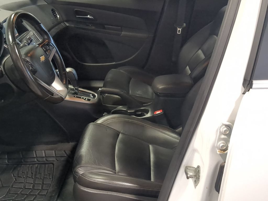 Used 2013 Chevrolet Cruze LT FWD image 19