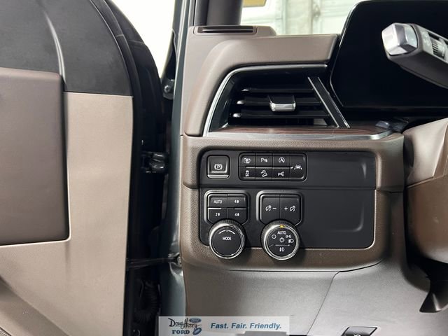 Used 2025 Chevrolet Tahoe Z71 w/ Comfort Package image 26