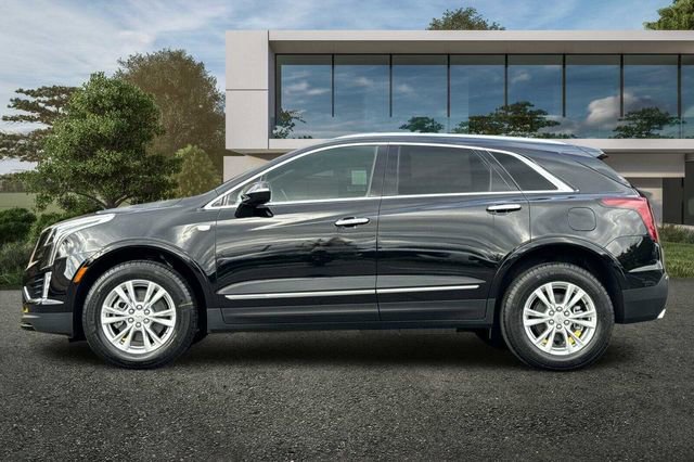 Used 2026 Cadillac XT5 Luxury w/ LPO, Floor Liner Package AWD/4WD image 7
