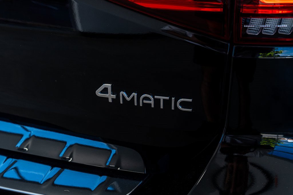 Used 2023 Mercedes-Benz EQB 350 4MATIC SUV w/ Exclusive Package image 30