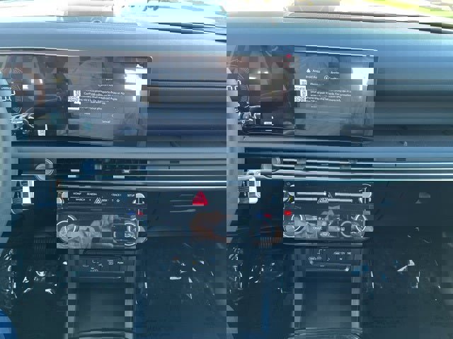 New 2026 Hyundai Tucson Blue SE image 12