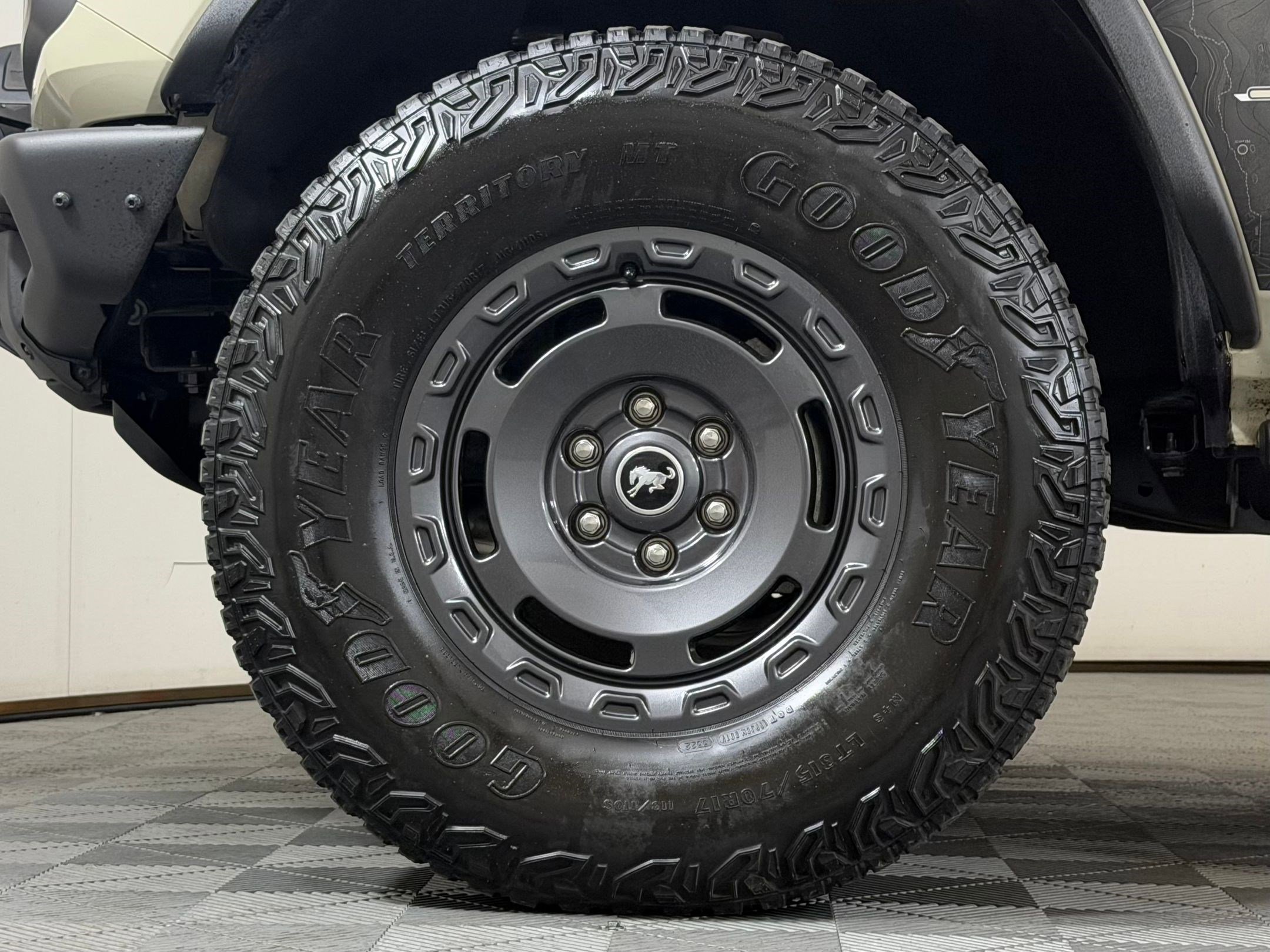 Used 2022 Ford Bronco Everglades AWD/4WD image 12