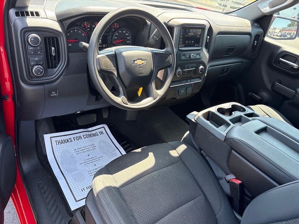 Used 2019 Chevrolet Silverado 1500 W/T w/ WT Appearance Package AWD/4WD image 8