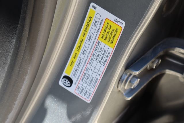 Used 2023 Buick Encore GX Select FWD image 31
