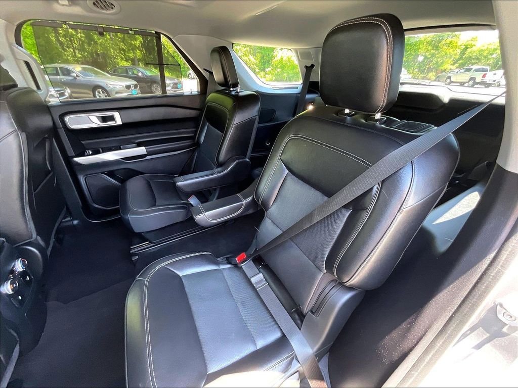 Used 2022 Ford Explorer Limited w/ Class IV Trailer Tow Package AWD/4WD image 25