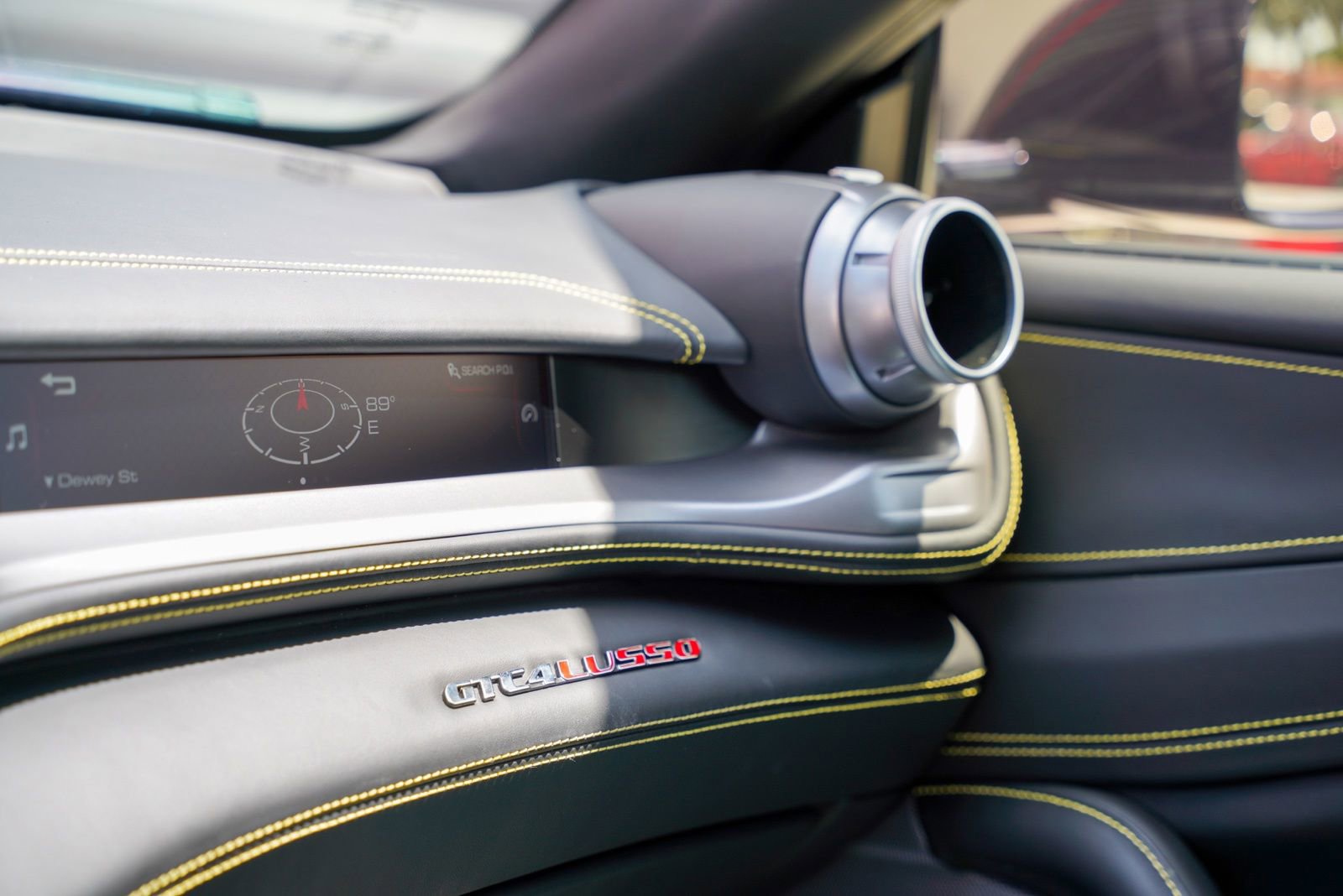 Used 2017 Ferrari GTC4Lusso image 18