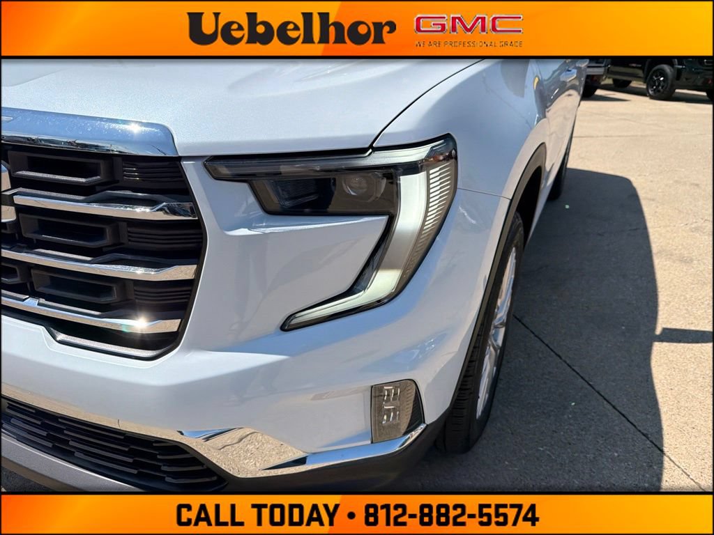 New 2026 GMC Acadia Elevation w/ Elevation Premium Package AWD/4WD image 15