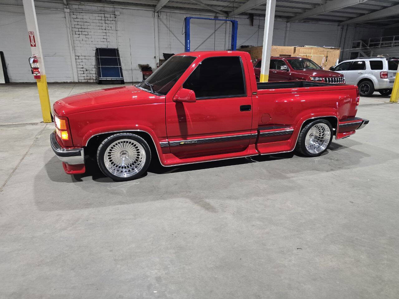 Used 1992 Chevrolet Silverado 1500 2WD Regular Cab image 4