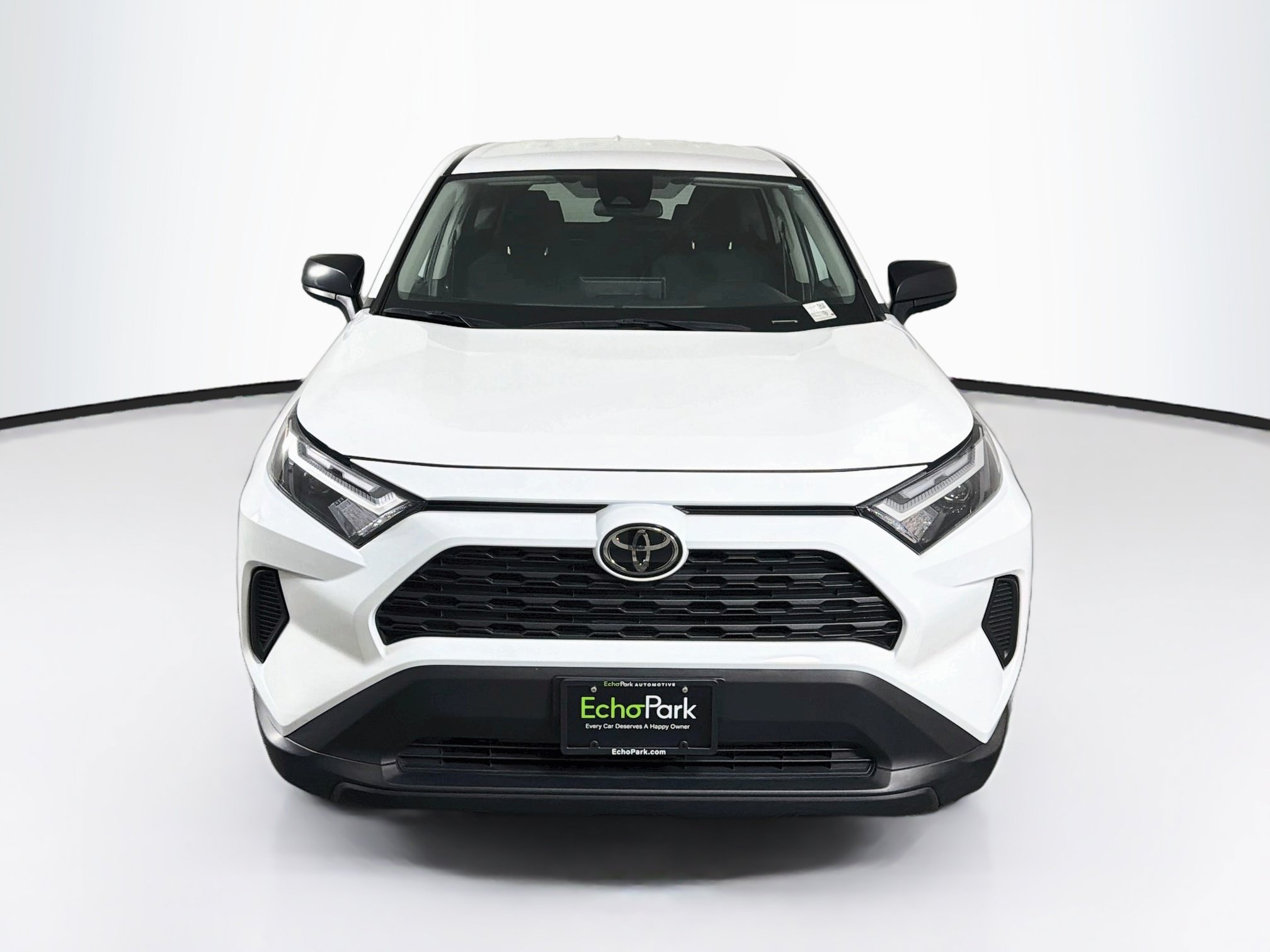 Used 2025 Toyota RAV4 LE FWD image 2
