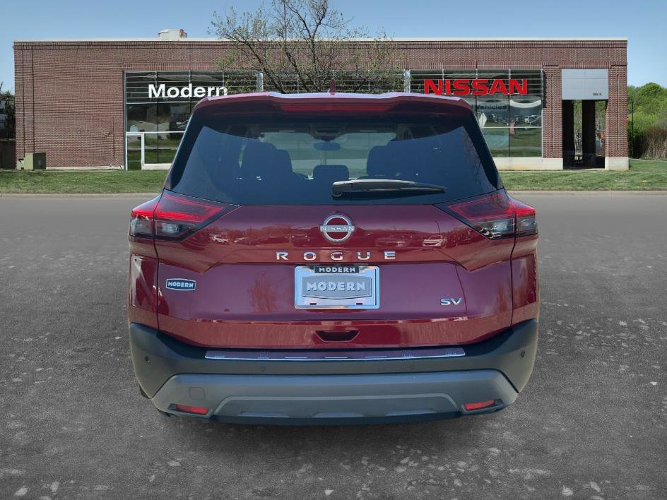 Certified 2023 Nissan Rogue SV image 3