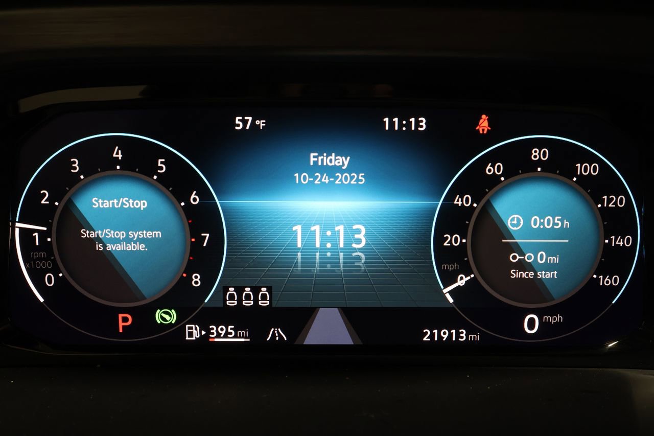 Used 2025 Volkswagen Atlas Cross Sport SE image 11