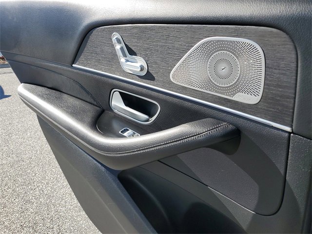 Used 2022 Mercedes-Benz GLS 450 4MATIC image 34