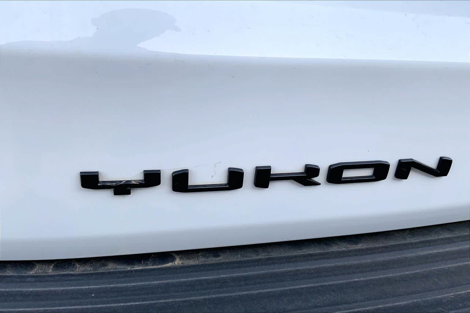 Used 2024 GMC Yukon XL AT4 w/ AT4 Premium Plus Package AWD/4WD image 61