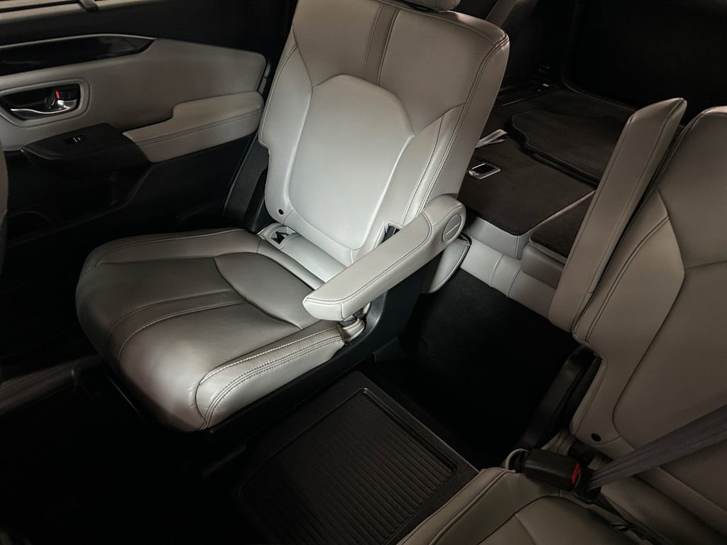 Used 2023 Honda Pilot EX-L image 13