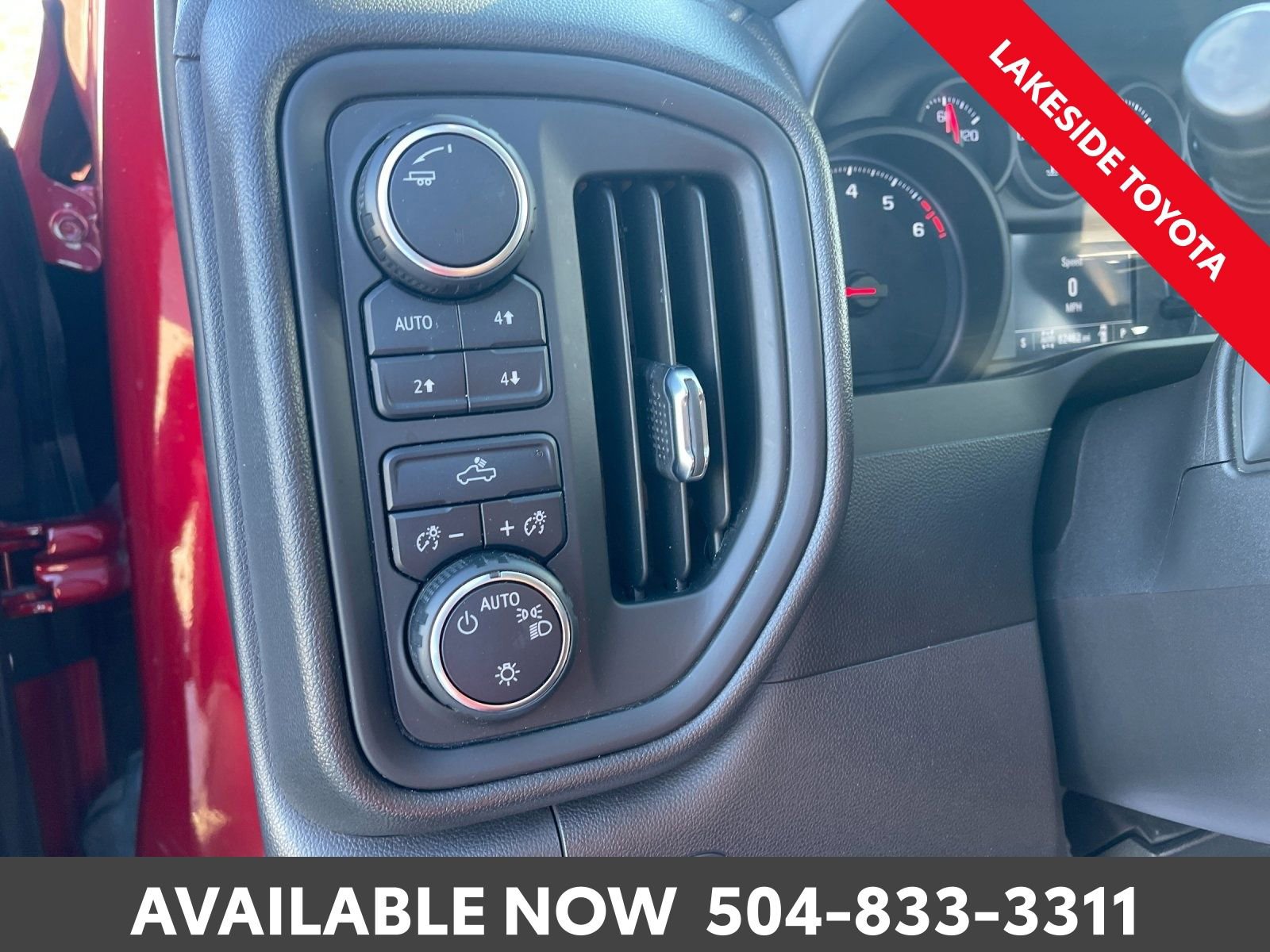 Used 2021 Chevrolet Silverado 1500 Custom Trail Boss w/ LPO, Dark Essentials Package image 27