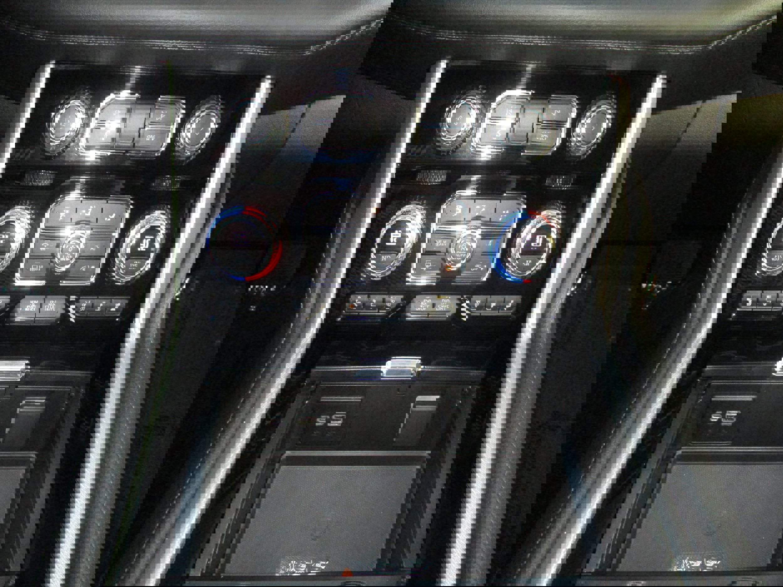 Used 2022 GMC Yukon XL Denali w/ Max Trailering Package image 27